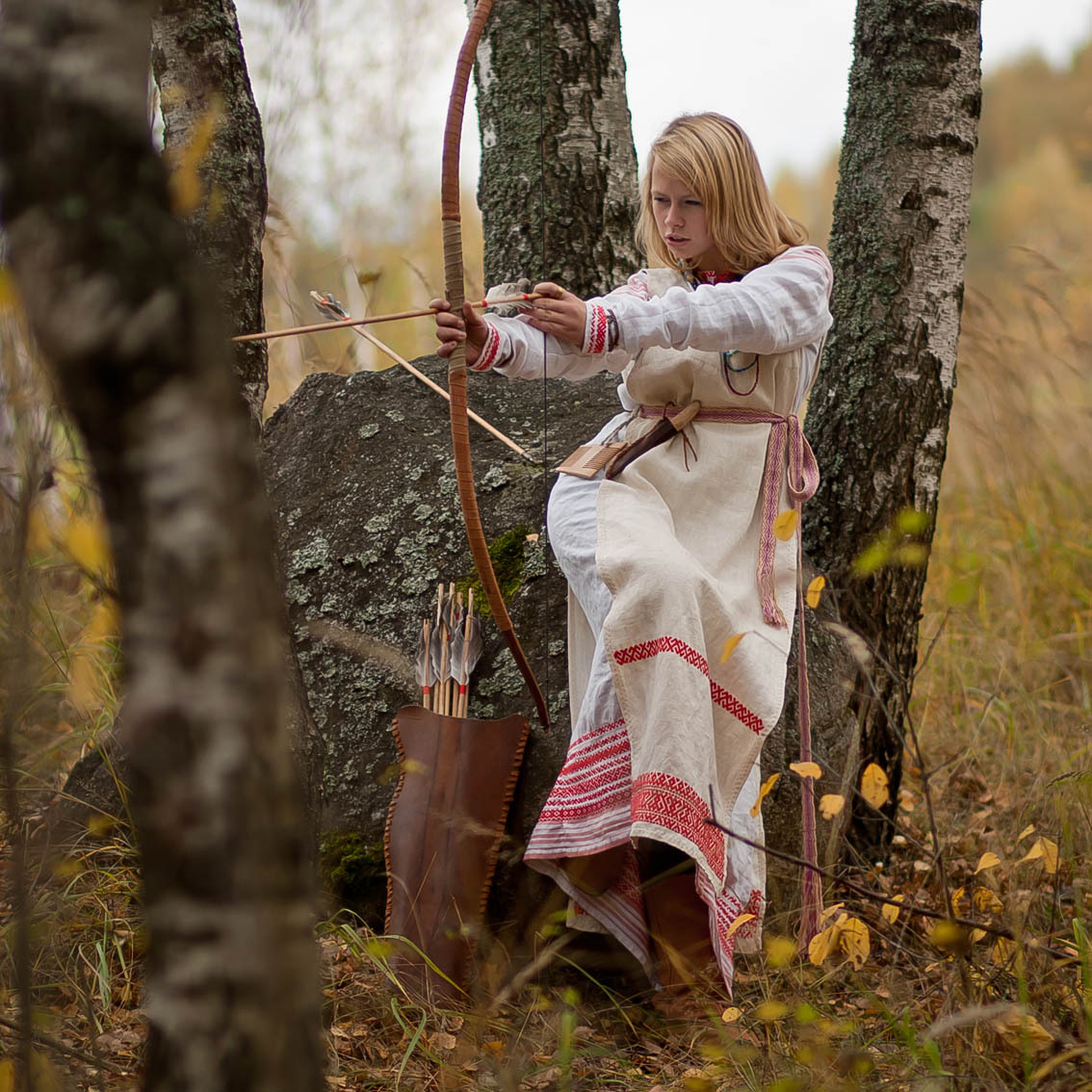 Sexy photo Girls in Slavic costumes in Santiago de los Caballeros
